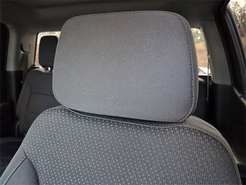 Used 2022 Chevrolet Silverado 1500 Custom image 18