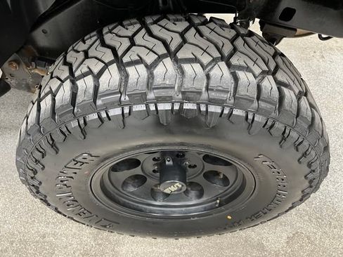 Used 2015 Jeep Wrangler Unlimited Sport w/ Quick Order Package 24S AWD/4WD image 14