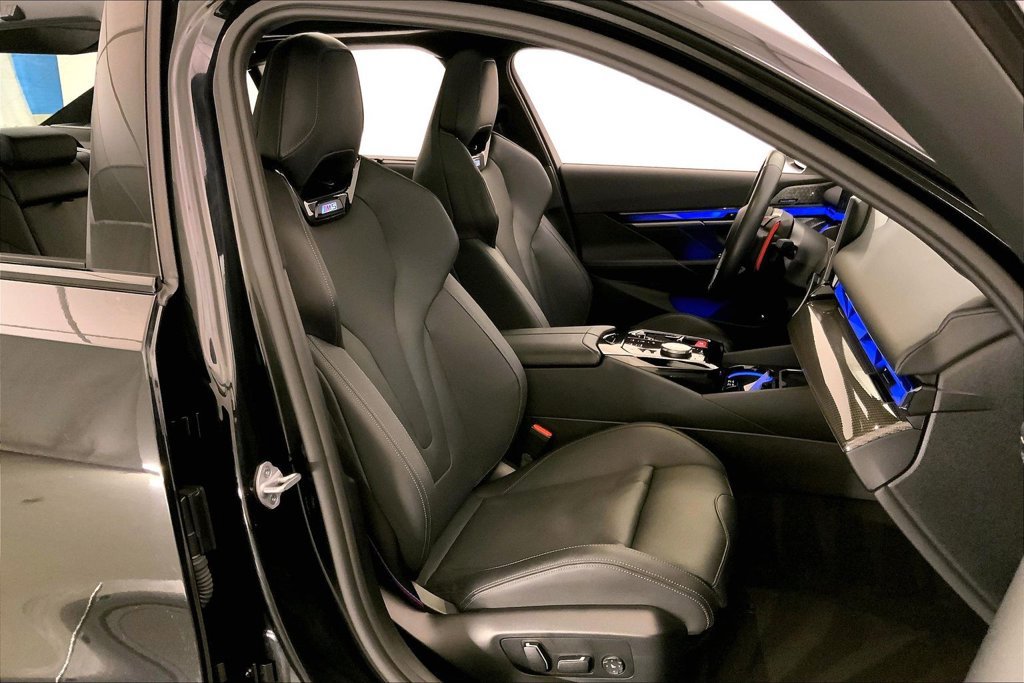 Certified 2025 BMW M5 w/ Executive Package AWD/4WD image 6