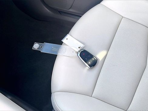 Certified 2023 Cadillac XT5 Premium Luxury image 34