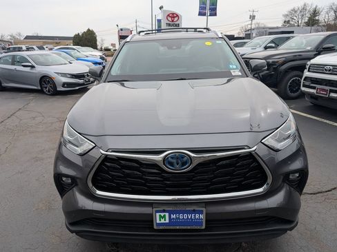 Used 2021 Toyota Highlander Limited image 11