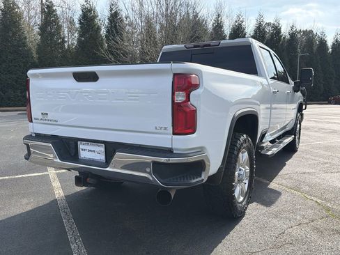 Used 2020 Chevrolet Silverado 2500 LTZ w/ LTZ Plus Package image 6