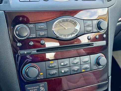 Used 2014 INFINITI Q60 AWD Coupe w/ Premium Package image 18