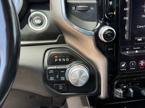 Used 2019 RAM 1500 Laramie AWD/4WD image 21