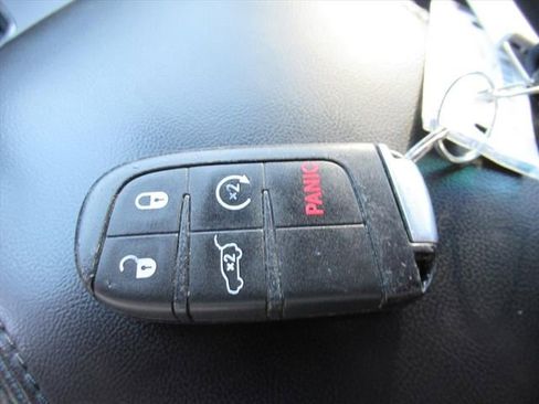 Used 2021 Jeep Grand Cherokee Laredo X image 27