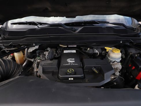 Used 2020 RAM 3500 Limited image 25