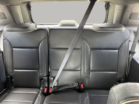 Used 2022 Chevrolet Tahoe Premier image 18