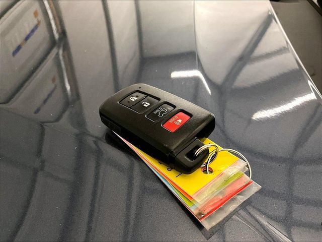 Used 2018 Toyota Highlander XLE AWD/4WD image 10