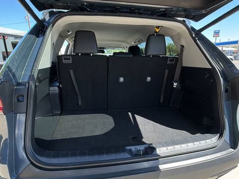 Used 2025 Toyota Grand Highlander FWD image 13