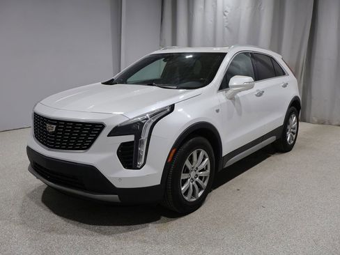 Used 2021 Cadillac XT4 Premium Luxury w/ Sun And Sound Package AWD/4WD image 5