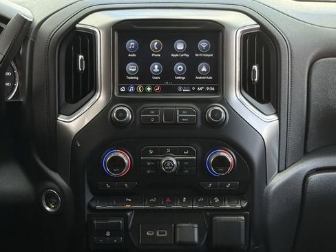 Used 2022 Chevrolet Silverado 1500 LT Trail Boss w/ LT Trail Boss Premium Package image 19