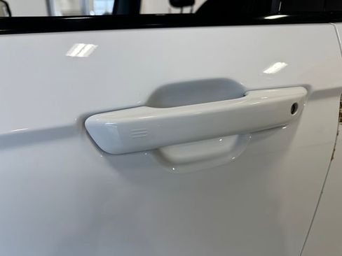 Used 2022 Jeep Grand Cherokee Limited 4xe image 15