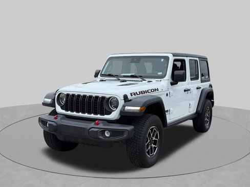 Used 2024 Jeep Wrangler Unlimited Rubicon AWD/4WD image 15