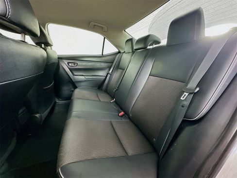 Used 2014 Toyota Corolla S image 22
