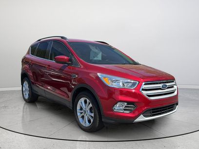 Used 2018 Ford Escape SE w/ SE Sync 3 Package
