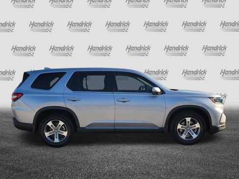 Used 2023 Honda Pilot EX-L image 8