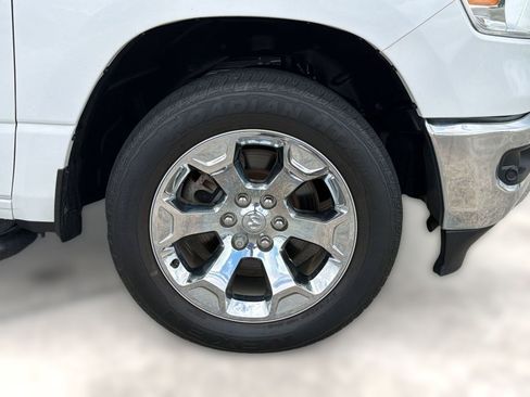 Used 2022 RAM 1500 Big Horn AWD/4WD image 12