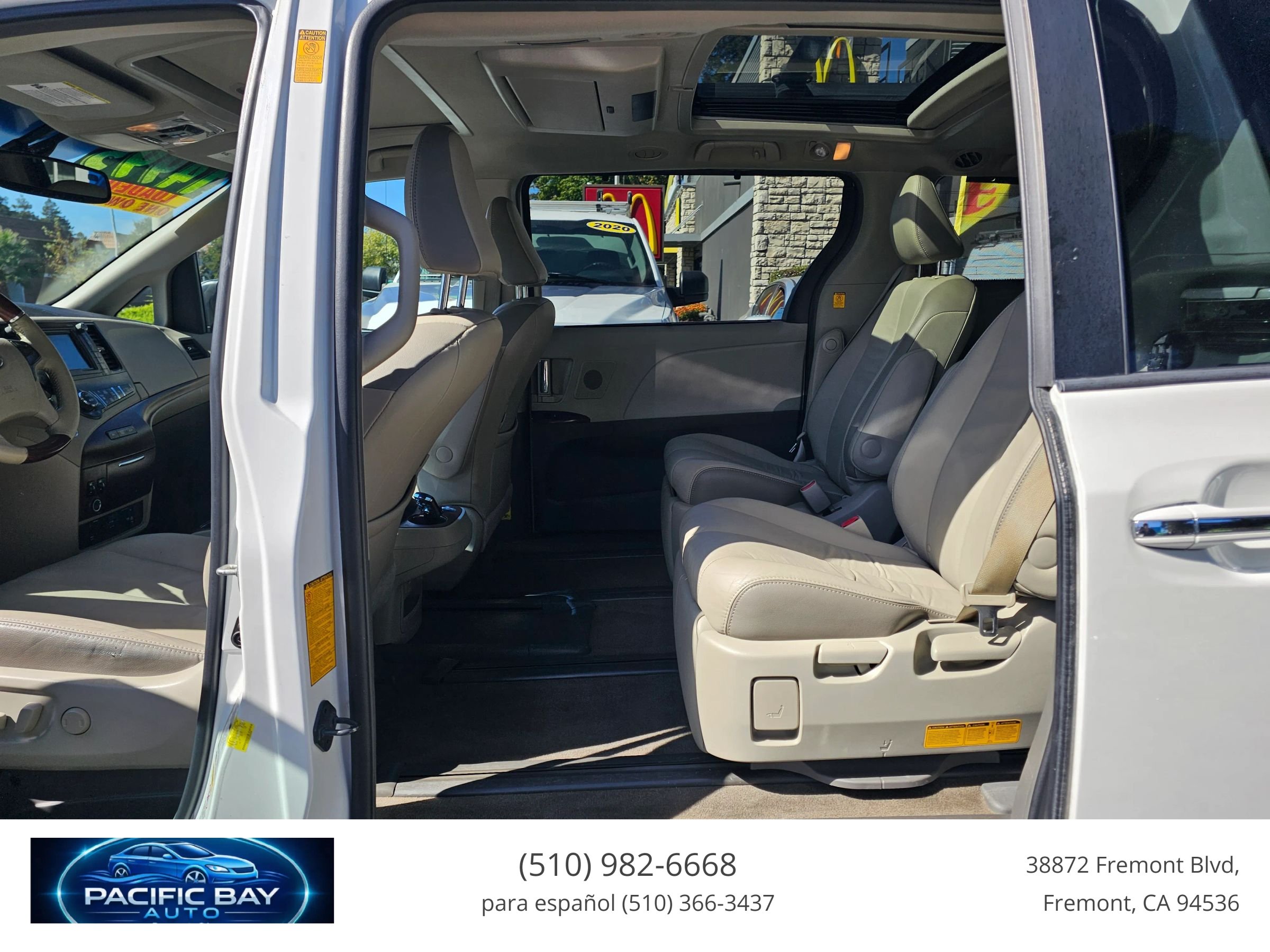 Used 2013 Toyota Sienna Limited w/ Premium Pkg FWD image 13