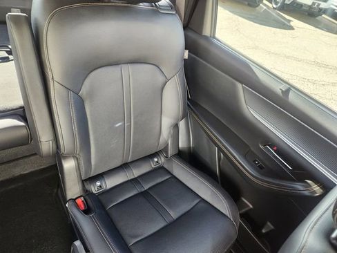 Used 2024 MAZDA CX-90 Plug-In Hybrid w/ Preferred AWD/4WD image 18