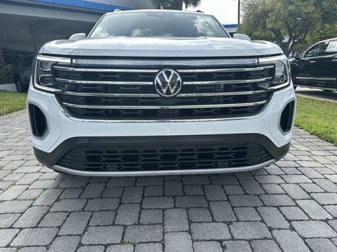 Used 2024 Volkswagen Atlas SE FWD image 19