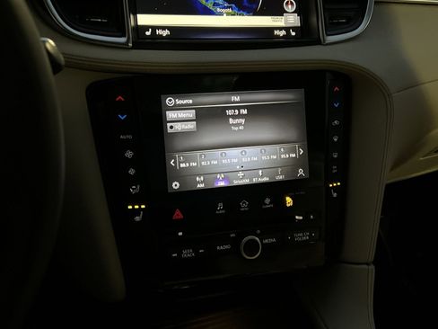 Used 2020 INFINITI QX50 Luxe w/ Navigation Package image 16