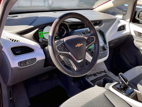 Used 2020 Chevrolet Bolt LT FWD image 12