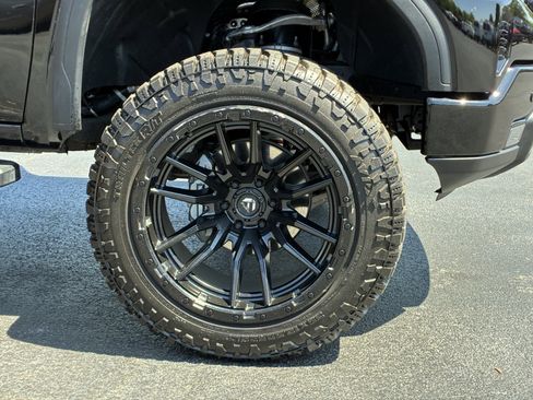 Used 2026 GMC Sierra 1500 Elevation w/ Elevation Premium Package AWD/4WD image 6