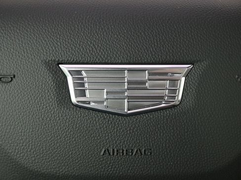 New 2026 Cadillac Vistiq Sport w/ LPO, Floor Liner Package image 32