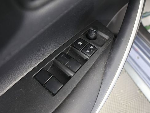 Used 2020 Toyota Corolla SE image 31