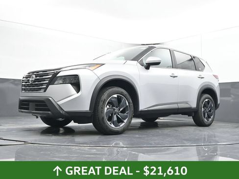 Used 2025 Nissan Rogue SV AWD/4WD image 49