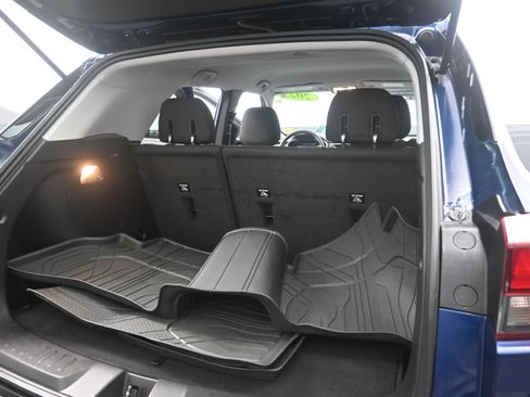 Used 2023 Chevrolet TrailBlazer LT AWD/4WD image 18