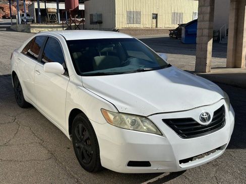 Used 2009 Toyota Camry LE image 4
