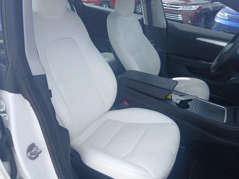 Used 2022 Tesla Model 3 Performance AWD/4WD image 18