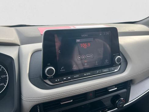 Certified 2023 Nissan Rogue SV image 21