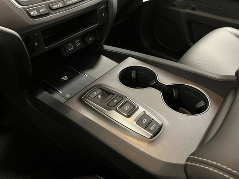 Used 2025 Honda Ridgeline RTL image 17