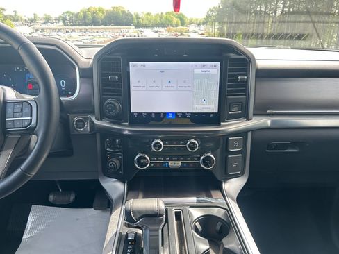 Used 2025 Ford F150 Platinum AWD/4WD image 19