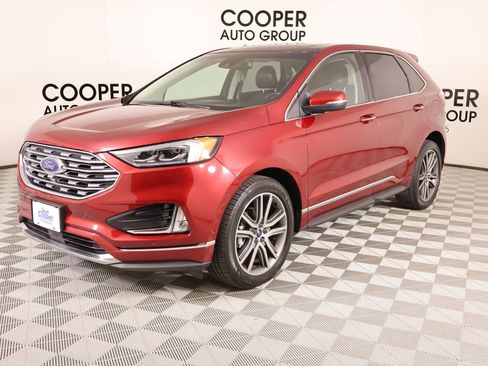 Used 2019 Ford Edge Titanium w/ Equipment Group 301A image 11