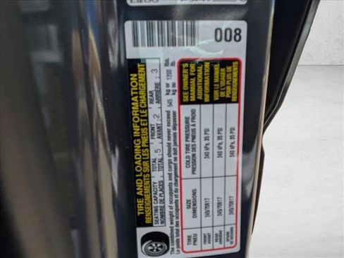 Used 2025 Toyota Tacoma SR5 AWD/4WD image 23