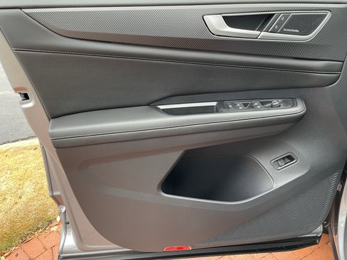 New 2026 Volkswagen Atlas Cross Sport SEL Premium R-Line image 14