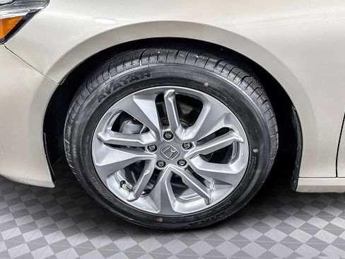 Used 2018 Honda Accord LX image 33