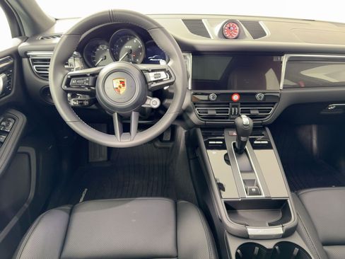 Certified 2026 Porsche Macan GTS AWD/4WD image 17