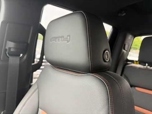 New 2026 GMC Sierra 2500 AT4 w/ AT4 Premium Plus Package AWD/4WD image 30
