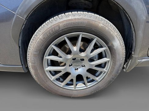 Used 2018 Subaru Crosstrek 2.0i Premium AWD/4WD image 9