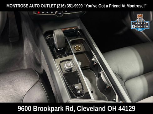 Used 2024 Volvo V60 B5 Cross Country Plus image 23