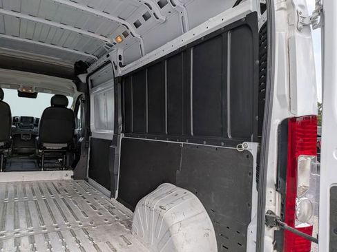 Used 2023 RAM ProMaster 2500 FWD image 15