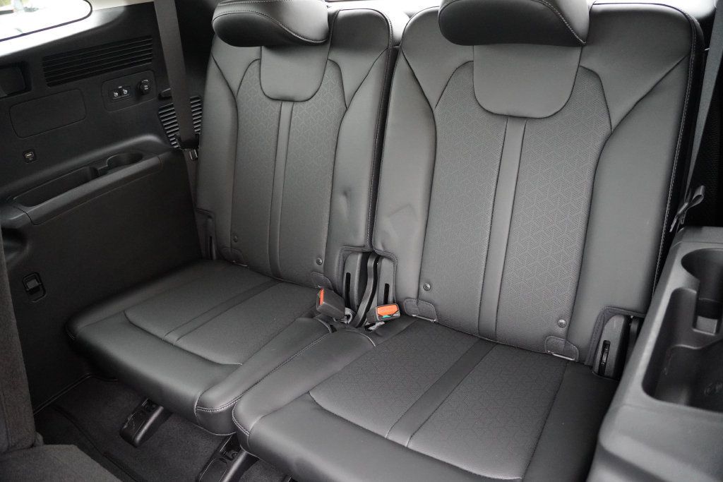 Certified 2023 Kia Sorento S AWD/4WD image 19
