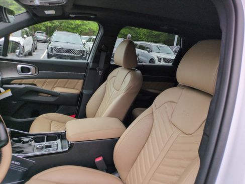 New 2026 Kia Sorento SX Prestige w/ Olive Brown Leather Package AWD/4WD image 18