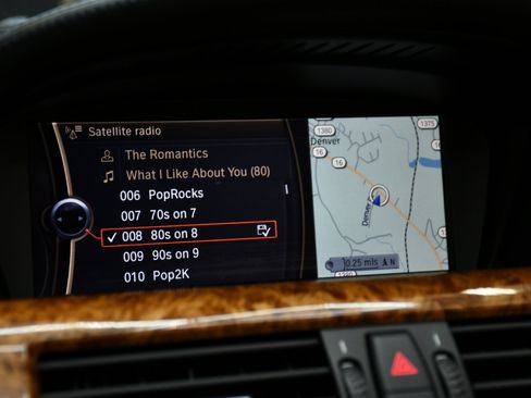 Used 2010 BMW 650i Convertible image 33