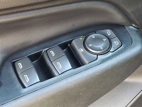 Used 2018 Chevrolet Equinox LT w/ Sun & Infotainment Package image 25