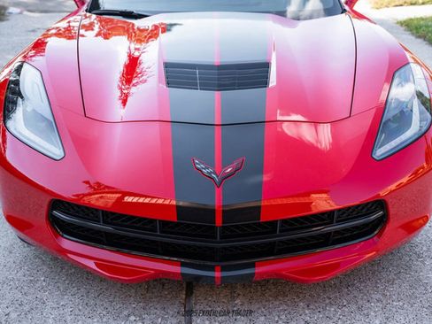 Used 2019 Chevrolet Corvette Stingray Coupe w/ Carbon Flash Badge Package image 83